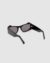 Load image into Gallery viewer, GD022 CAT-EYE SUNGLASSES
